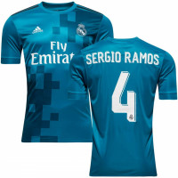 Реал Мадрид детская гостевая форма 2017/18 Серхио Рамос Реал Мадрид детская гостевая форма 2017/18 Серхио Рамос